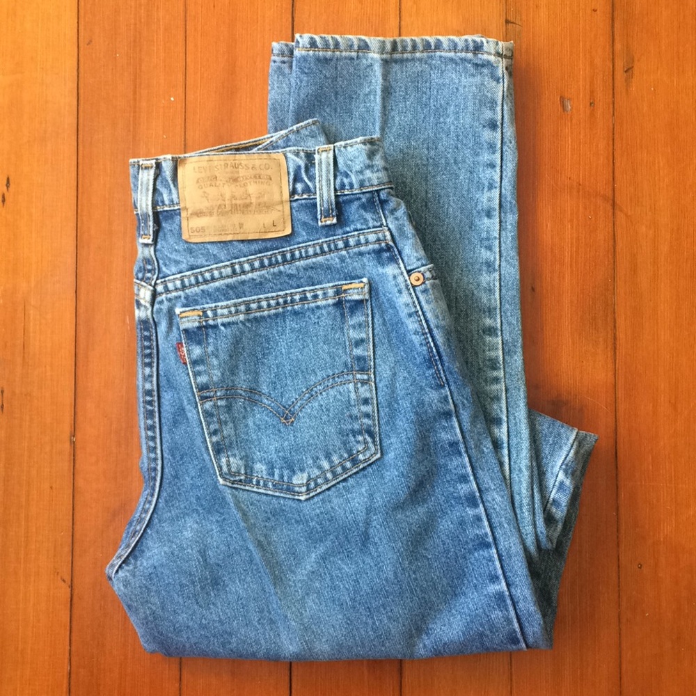 Vintage Levi's mom jeans